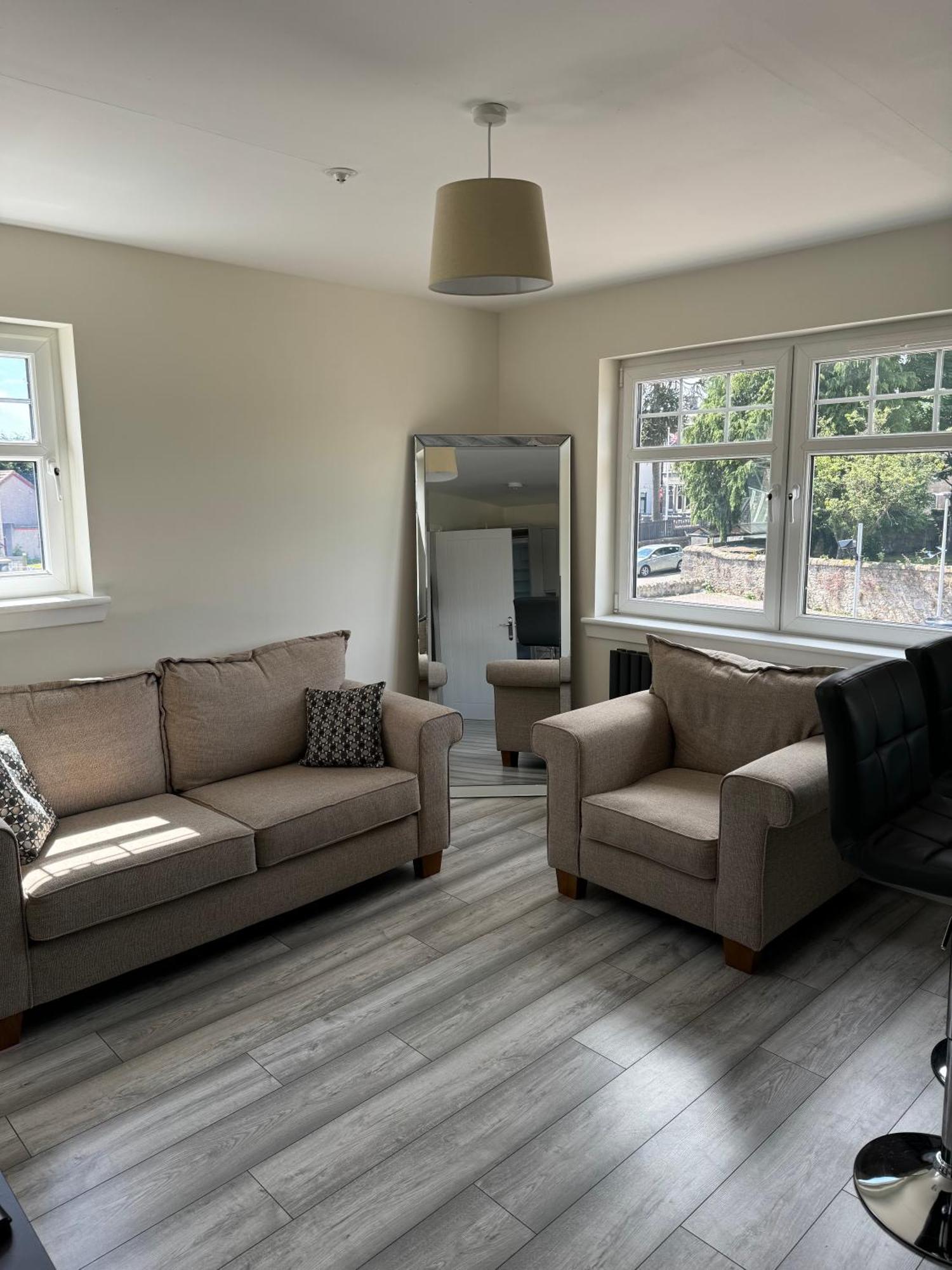 Modern 3 Bedroom Apartment In Markinch, Fife Exterior photo
